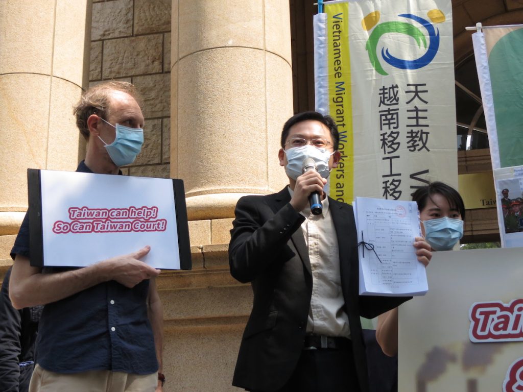 律師團代表、環境法律人協會理事長張譽尹律師：台灣的法院能為自己國家企業跨國侵害人權的案件，勇於管轄承擔。